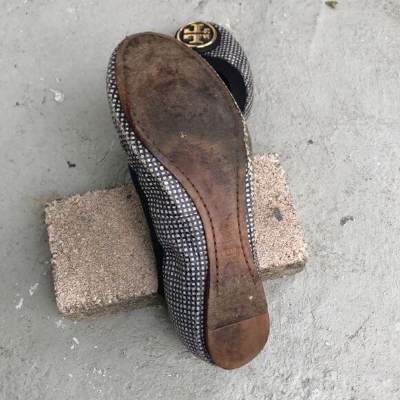 Tory Burch Caroline Tidal Grid - Picture 9 of 9